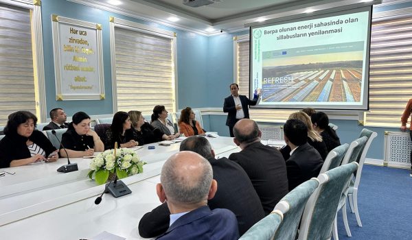 Gəncə Dövlət Universitetində “REFRESH” layihəsi çərçivəsində növbəti təlim keçirilib