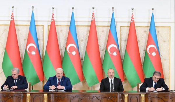 Gəncə və Qomel şəhərləri qardaşlaşıb
