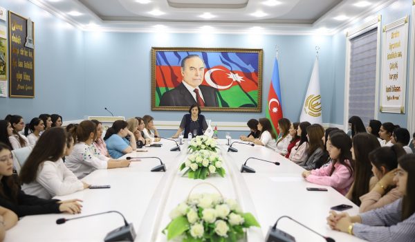 GDU-da «COP29 və Azərbaycan: İqlim dəyişikliyi təhlükəsi» mövzusunda dəyirmi masa keçirilib