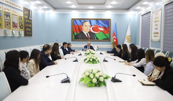 GDU-da tyutor (akademik məsləhətçi) vəzifəsi üçün elan edilmiş vakansiya nəticəsində işə qəbul olanlarla görüş keçirilib