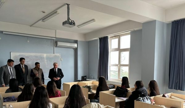 GDU-nun rektoru Yusif Yusibov Türkiyədə tələbələrlə görüşüb