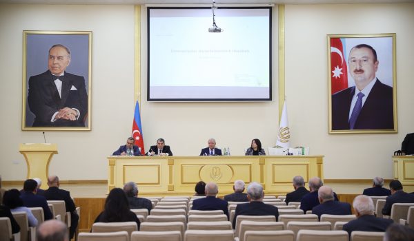 GƏNCƏ DÖVLƏT UNİVERSİTETİNDƏ ELMİ ŞURANIN İCLASI KEÇİRİLİB