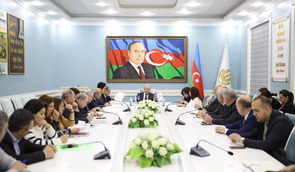Akkreditasiya Komissiyasının Yekun Hesabatına əsasən verilən tövsiyələrin icrası ilə bağlı GDU-da Komissiyalar, onların tərkibində isə İşçi və Monitorinq qrupları yaradılıb