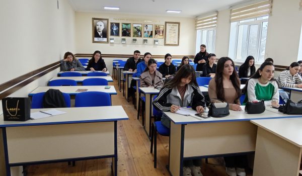 Tələbəyönümlü öyrənmə, tədris və qiymətləndirmə üsullarının tətbiqi ilə bağlı fakültələrdə dərslər dinlənilib