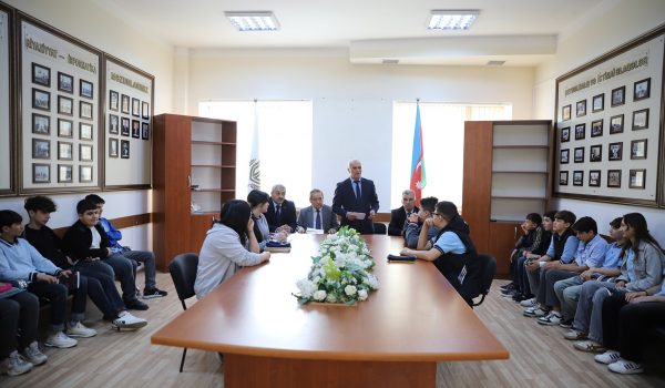 39 nömrəli tam orta məktəbdə Riyaziyyat gecəsi təşkil olunub