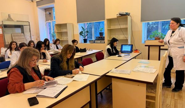 “Tədris prosesində yeni təlim texnologiyalarının və tədris metodlarının tətbiqinə nəzarət və monitorinq” qrupu fakültələrdə iclaslar keçirib