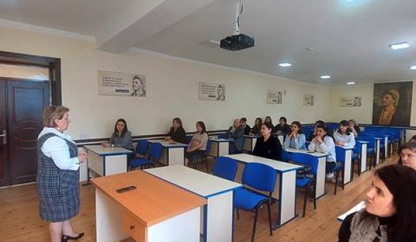 “RUS DİLİNDƏ İSİMLƏRİN HALLANMASI” mövzusunda TƏLİM KEÇİRİLib