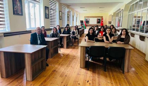 “XARİCİ DİLİ ÖYRƏNMƏDƏ UĞURUN AÇARI: DÜZGÜN YANAŞMA VƏ DAVAMLILIQ” ADLI TƏLİM