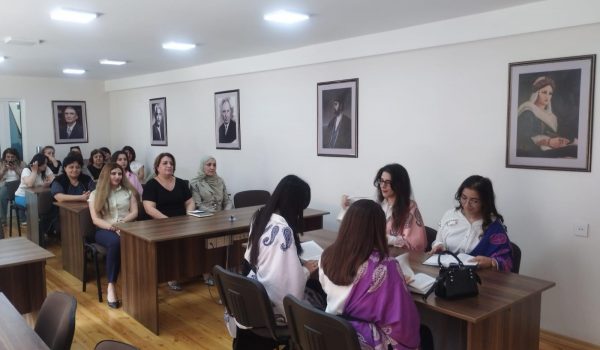 GDU-da tələbələr arasında mütaliə mədəniyyətini təşviq etmək, onların kitabxanadan daha səmərəli istifadəsini təmin etmək məqsədilə maarifləndirici görüş