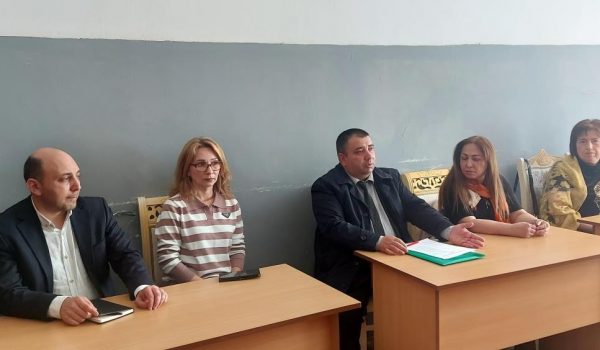 Fizika və texniki fənlər və Pedoqoji fakültələrin tədris köməkçi heyəti ilə görüş təşkil olunub