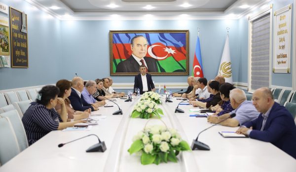 Elmi-Metodik Şuranın yeni iclası keçirilib