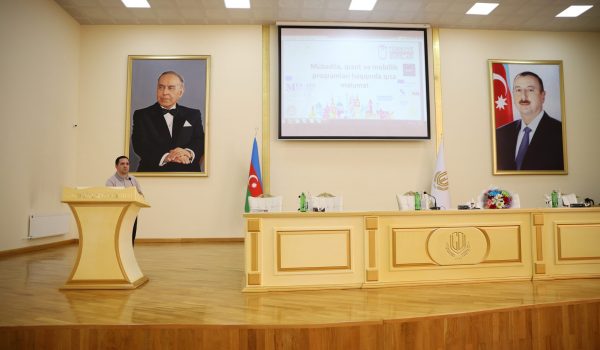 “İbtidai sinif müəllimliyi ixtisası üzrə tədris prosesində iştirak edən professor-müəllim heyətinin bilik və bacarıqlarının artırılması” adlı təlim həftəsinin  sonuncu  görüşü