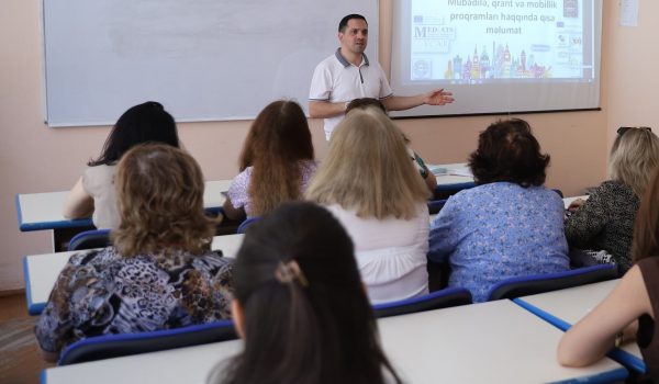 “İbtidai sinif müəllimliyi ixtisası üzrə tədris prosesində iştirak edən professor-müəllim heyətinin bilik və bacarıqlarının artırılması” adlı ikinci təlim baş tutdu