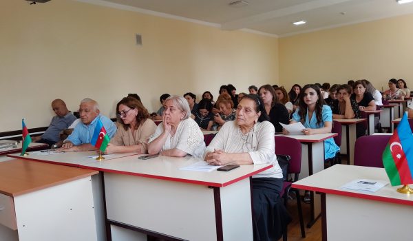 Azərbaycanın xalq şairi Bəxtiyar Vahabzadənin 100 illik yubileyinə həsr olunmuş tədbir keçirilib