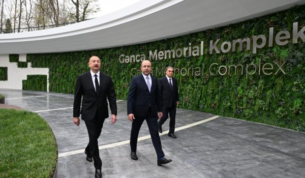 Prezident İlham Əliyev Gəncə Memorial Kompleksinin açılışında iştirak edib
