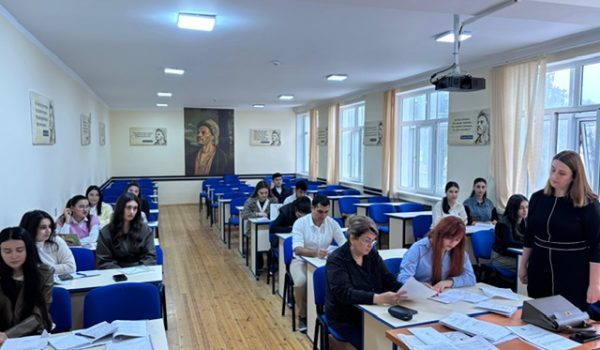 Keyfiyyət Təminatı və Qiymətləndirmə Komissiyasının nəzdində yaradılmış “Tədris prosesində yeni təlim texnologiyalarının və tədris metodlarının tətbiqinə nəzarət və monitorinq” qrupu  fakültələrdə