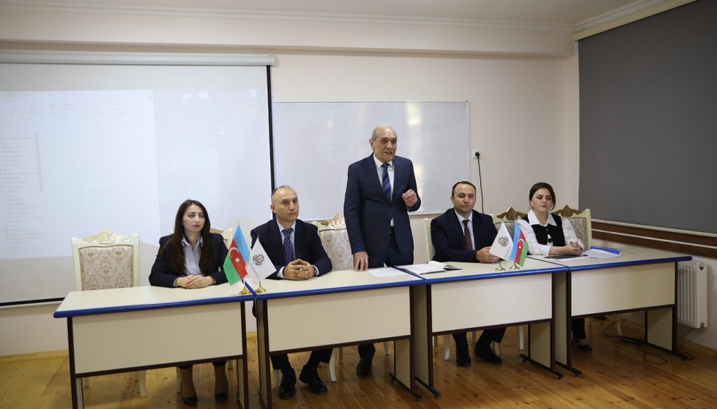 GDU-da “Dövlət qulluğunun üstünlükləri, dəyişiklər və perspektiv planlar” mövzusunda maarifləndirici seminar keçirilib