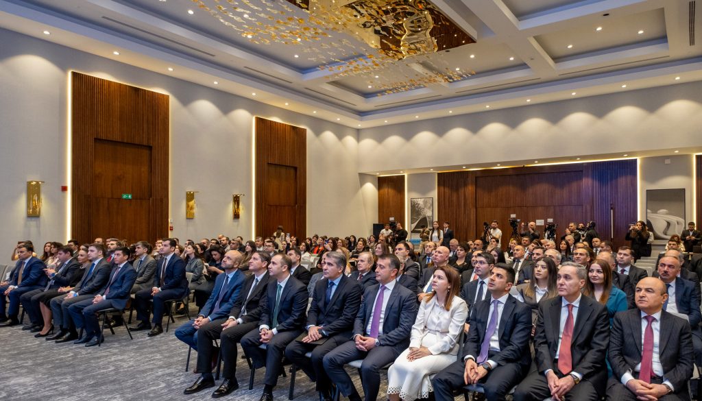 Təhsil işçiləri üçün yeni imkan: TəhsilPlus kartının tətbiqinin yeni mərhələsinə start verildi