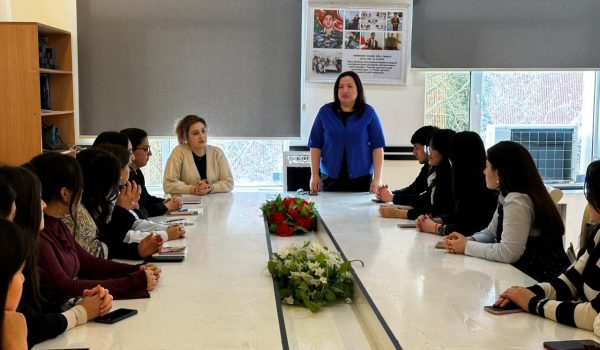 93f92745-bdb1-421b-bd1f-4e225cce9eb5