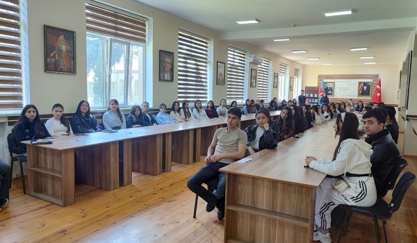 Könüllülüklə bağlı olaraq maarifləndirici görüş keçirilib