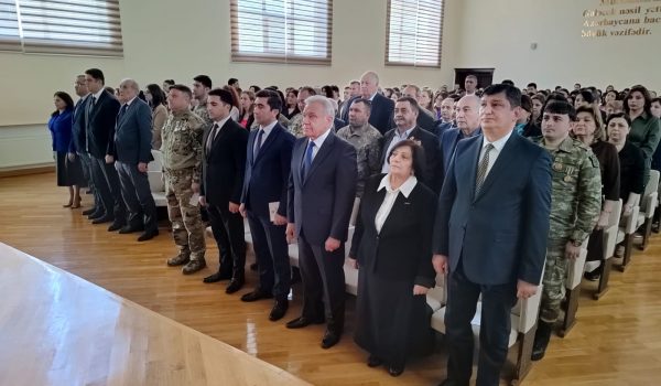 “Aprel döyüşləri –   Zəfər yolu”   adlı elmi-praktiki konfrans keçirilib