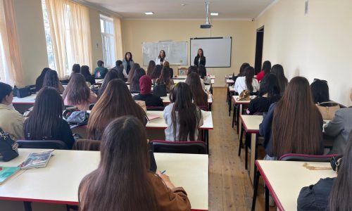 Əlilliyi olan tələbələr üçün mərkəz və Psixologiya kafedrasının birgə təşəbbüsü ilə tələbələrlə görüş keçirilib