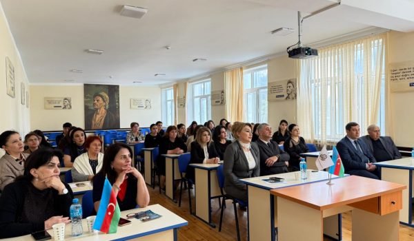 “Təhsil və tədqiqat innovasiyaları sahəsində yeni trendlər” mövzusunda elmi seminar