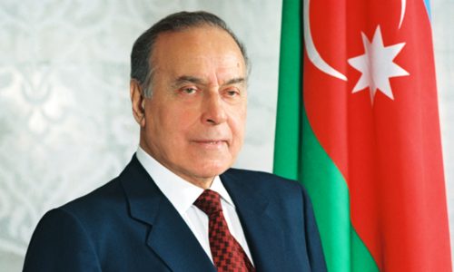 15 İyun – Milli Qurtuluş Günü: Azərbaycanın dövlətçilik tarixinin şanlı səhifəsi