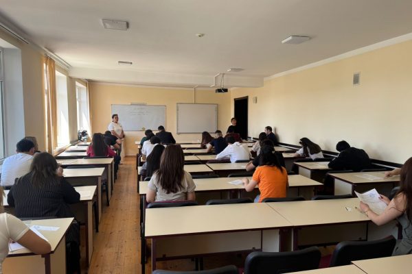 Magistratura şöbəsində yaz imtahan sessiyası başladı