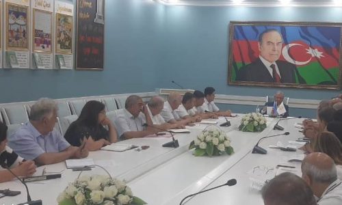 GDU-da yeni tədris ilinə hazırlıq və qarşıda duran vəzifələrə həsr olunmuş iclas keçirilib