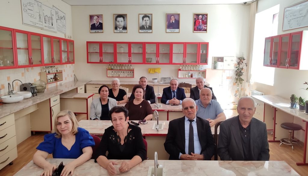  Gəncə Dövlət Universitetinin məzunları 48 ildən  sonra ali təhsil ocağında görüşdülər