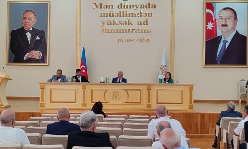 Elmi Şuranın iclası keçirilib