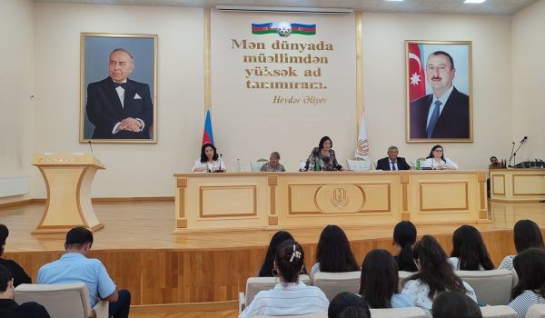 Gəncə Dövlət Universitetində 20 Sentyabr – Dövlət Suverenliyi Günü və Beynəlxalq Sülh Gününə həsr olunan tədbir keçirilib