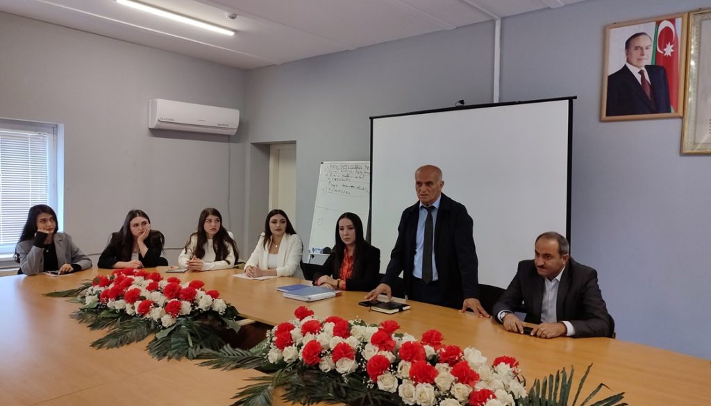 GDU tələbələri Gəncə SOS Uşaq Kəndində praktik-seminar məşğələlərində iştirak edirlər
